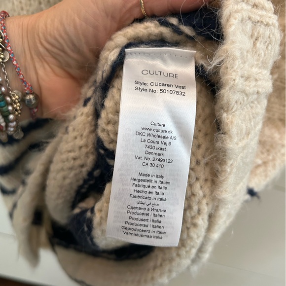 Culture wool/mohair/nylon vest size S - Picture 3 of 5